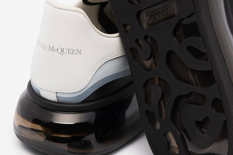 Alexander McQueen helium